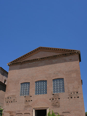 Curia Iulia Foto 