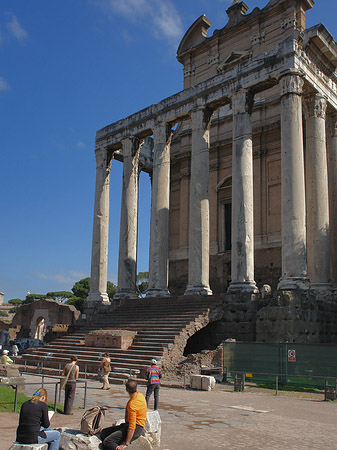 Foto Tempel des Antoninus Pius und der Faustina - Rom