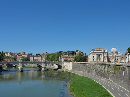 Foto Blick auf den Petersdom - Rom