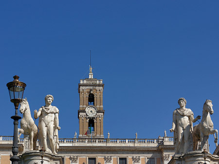 Statuen der Dioskuren