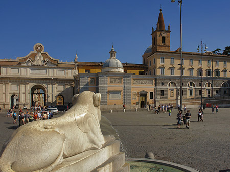 Fotos Porta del Popolo mit Löwenbrunnen