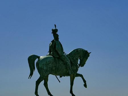 Foto Bronzestatue von Victor Emmanuel